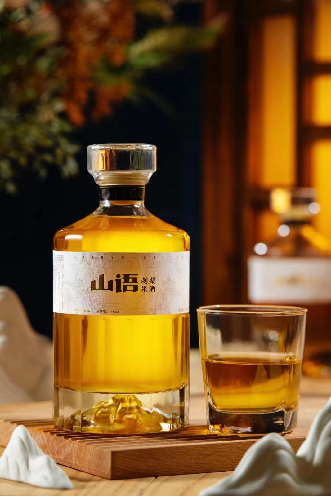 山语刺梨果酒500ML58元/瓶 500ml/瓶*6瓶 1-2瓶收取邮费5元